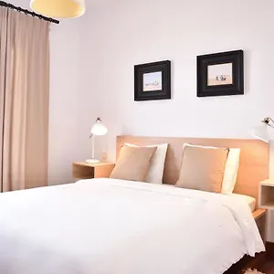 https://stylish-villa-with-private-pool-and-garden.in-canary-islands.com